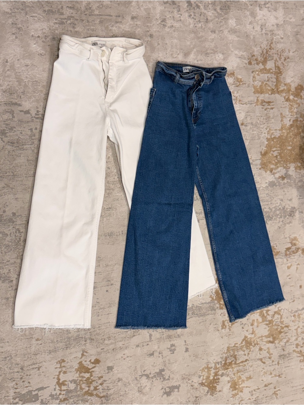 Zara Wide-Leg Jeans in White and Blue